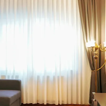 Duplex Gem Near Taksim & Galata Port Сasa de vacaciones Estambul