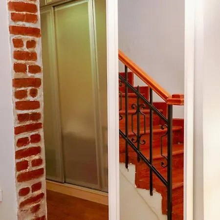 Duplex Gem Near Taksim & Galata Port 度假居 *